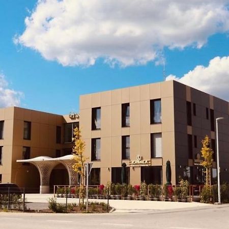 Intergroup Business & Design Hotel Ingolstadt Kosching Exterior photo