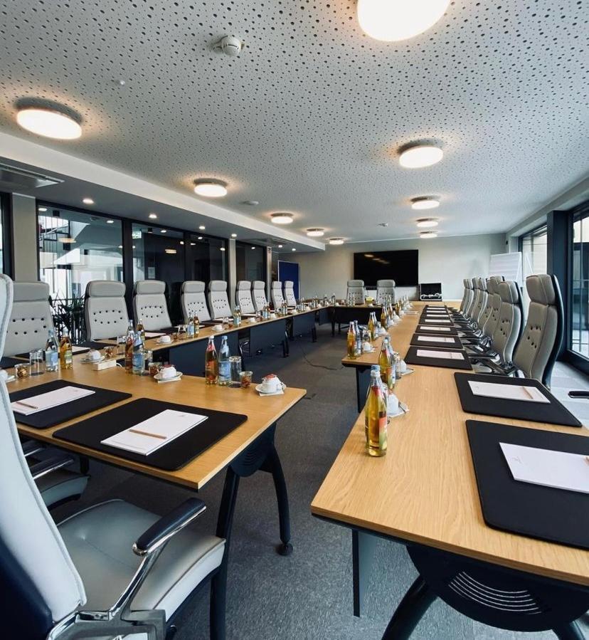Intergroup Business & Design Hotel Ingolstadt Kosching Exterior photo