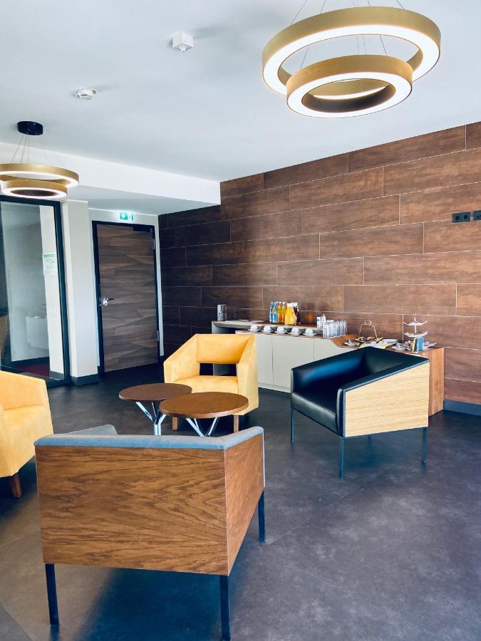 Intergroup Business & Design Hotel Ingolstadt Kosching Exterior photo